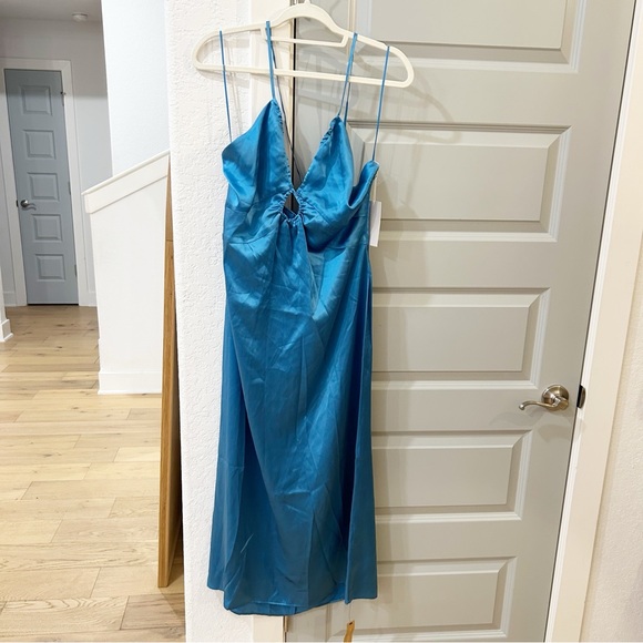 NWT Reformation Antoni Silk Midi Dress - Picture 4 of 8